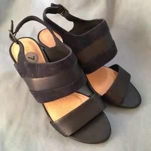 Clark artisan blue suede and leather heels. Size 7M